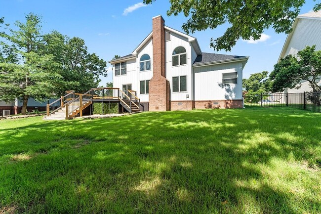 Building Photo - 47 Stonehenge Dr