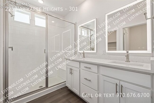 Building Photo - 2252 Arikaree Hts