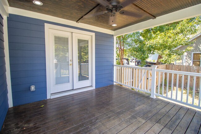 Building Photo - Charming 3-Bed, 3.5-Bath Home Near Augusta...