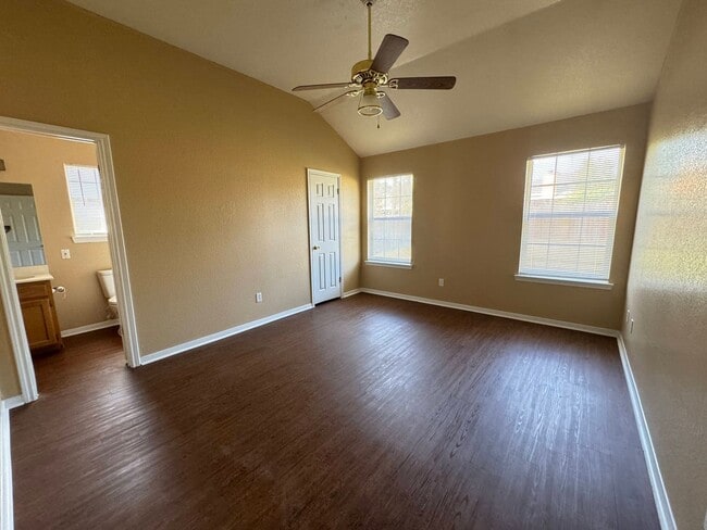 Building Photo - 4607 Shumard Dr