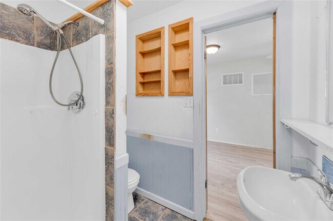 Building Photo - 20235 Engelmann Ln