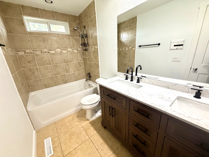 Building Photo - 8209 E Indiana Ave