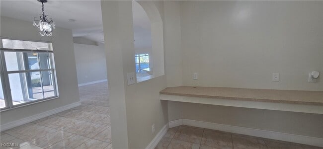 Building Photo - 1214 NE 18th Pl