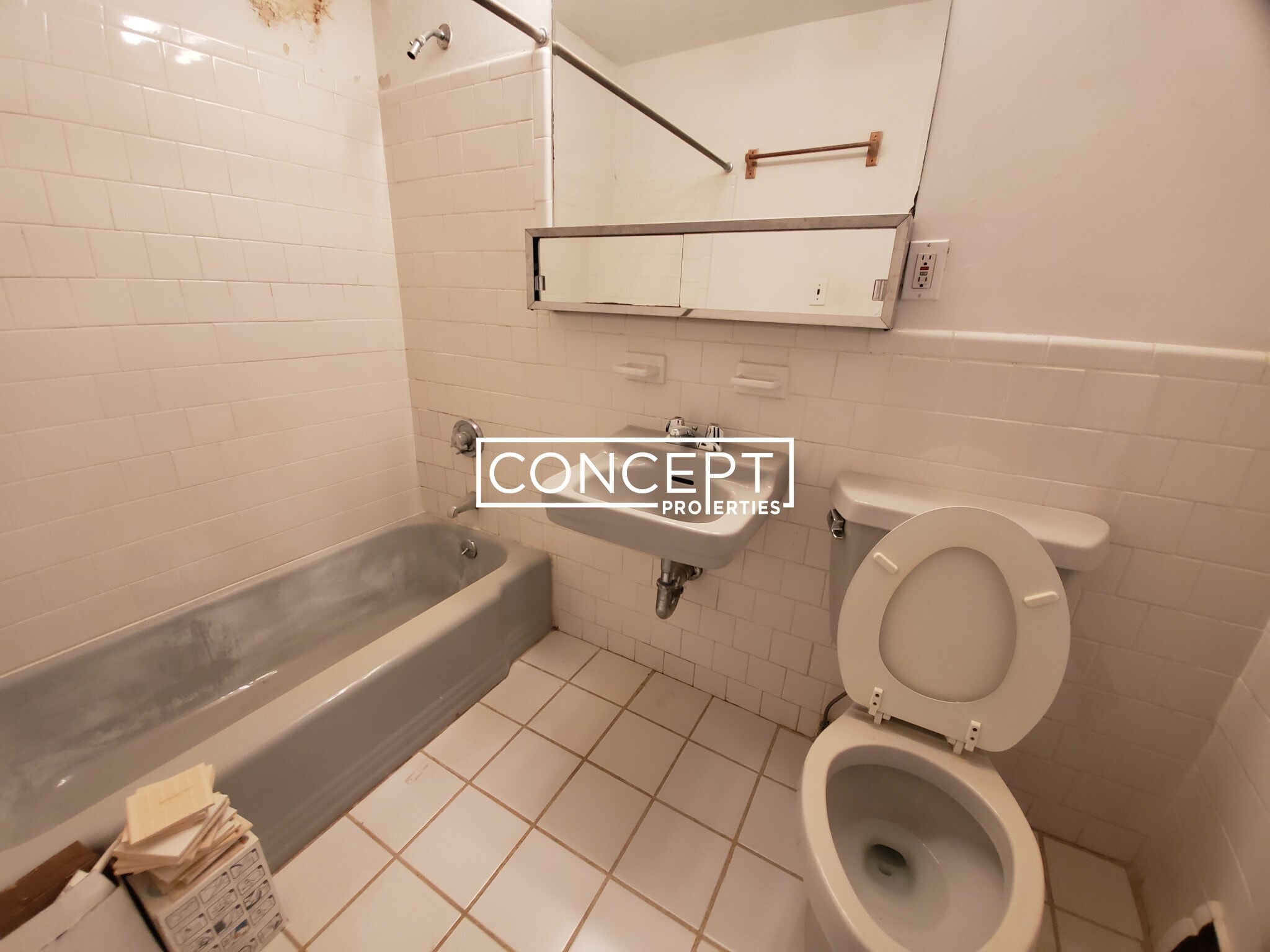 Building Photo - 50 Evergreen St