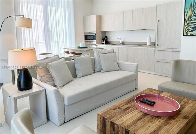 Building Photo - 4111 S Ocean Dr