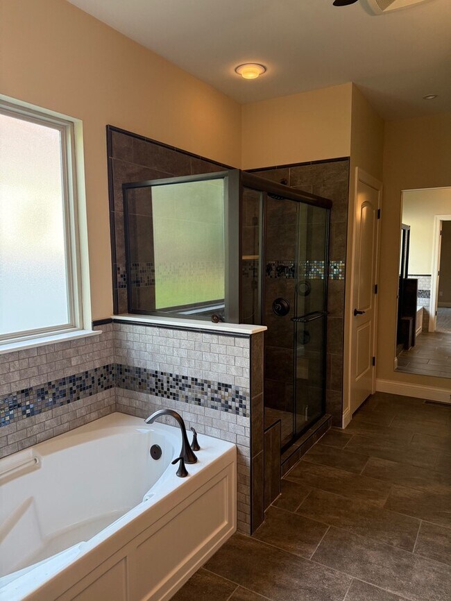 Building Photo - 36 Sag Harbor Ct