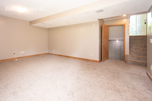 Building Photo - 17515 W 111th Ct