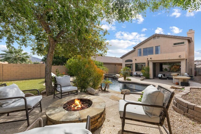 Building Photo - 10340 E Caribbean Ln