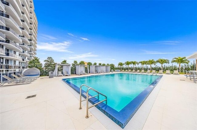 Building Photo - 7901 Hispanola Ave