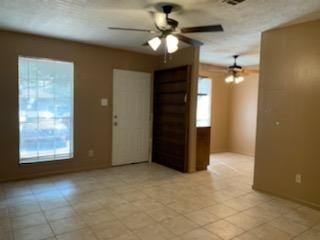Building Photo - 707 Llano Place