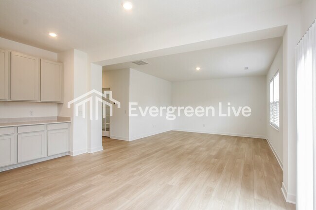 Building Photo - 3597 Copley Ct