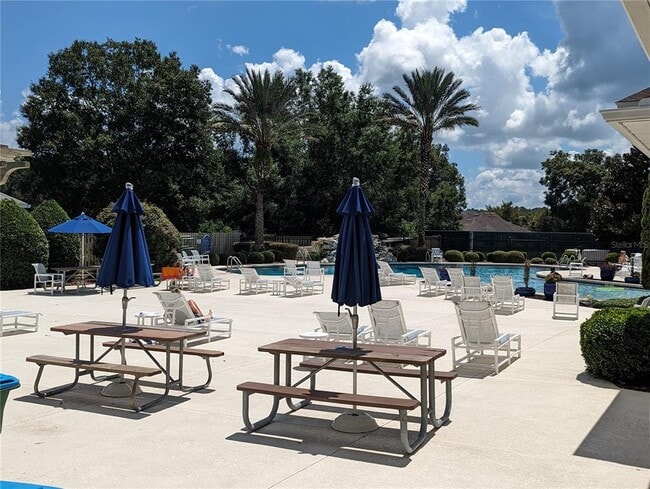 Building Photo - 8608 SW 77th Ave