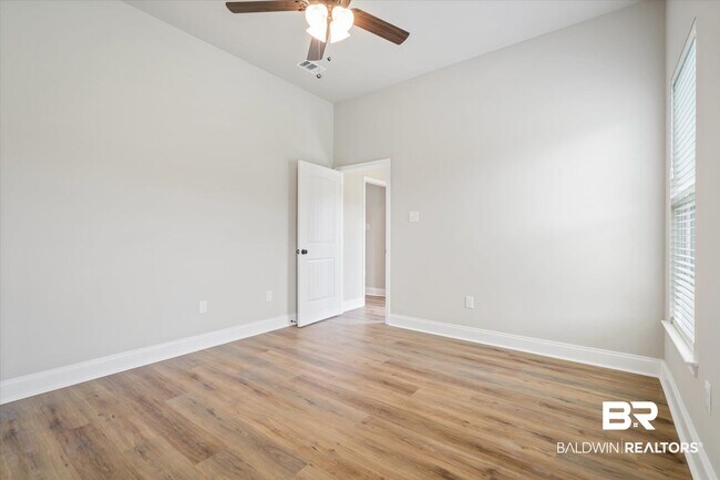 Building Photo - 950 Gibson Ct