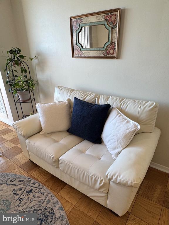 Building Photo - 5225 Pooks Hill Rd