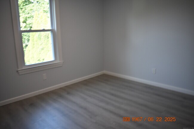 Building Photo - 43 Highland Ave