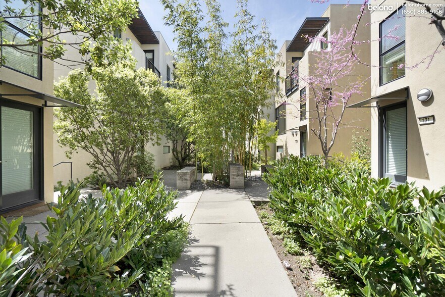 Building Photo - 153 City Limits Cir