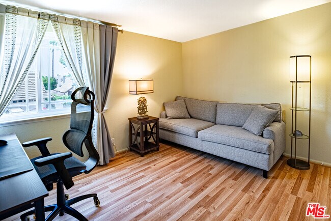 Building Photo - 27003 Rio Prado Dr