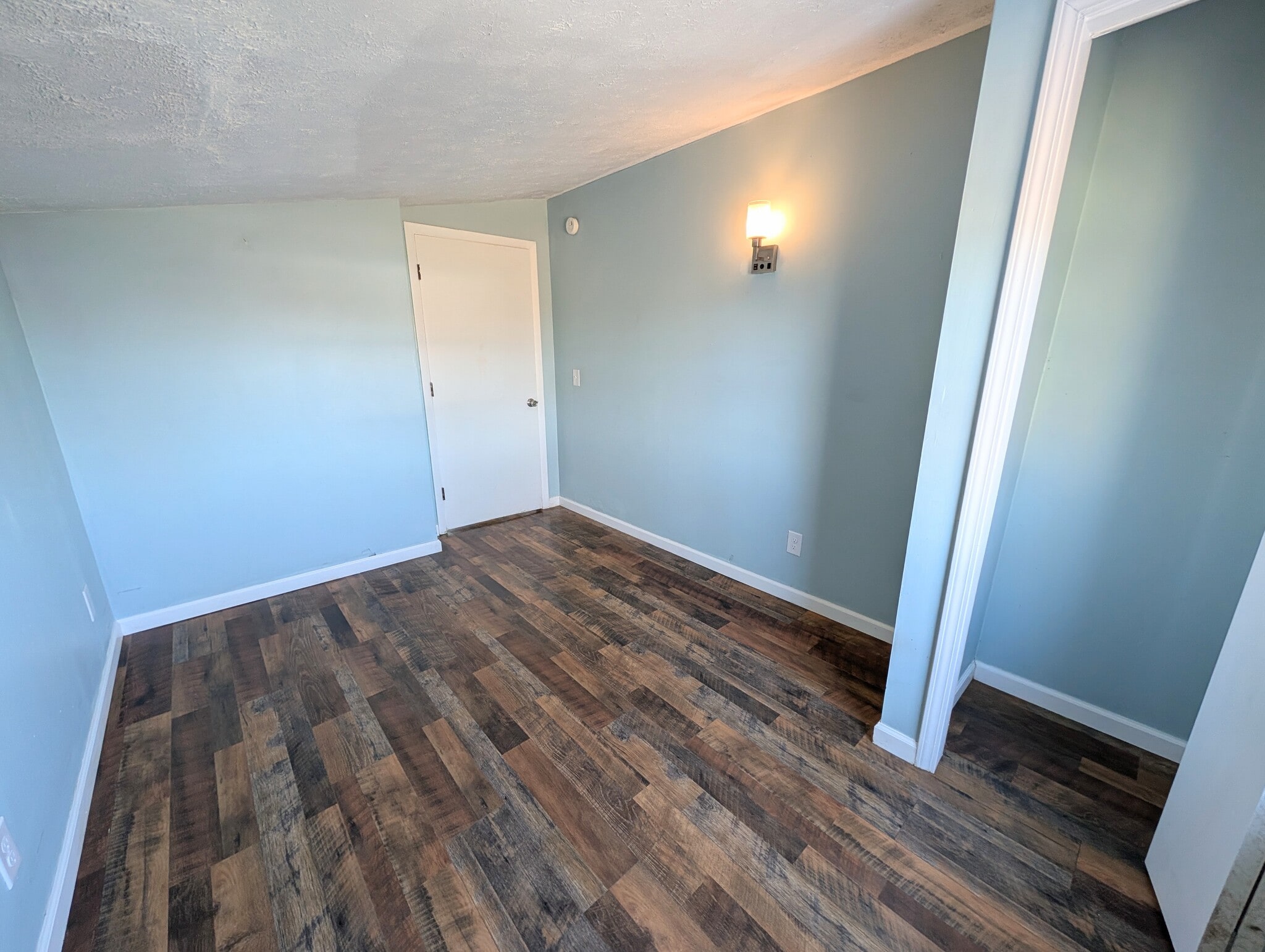 Building Photo - 1232 Grant Pl