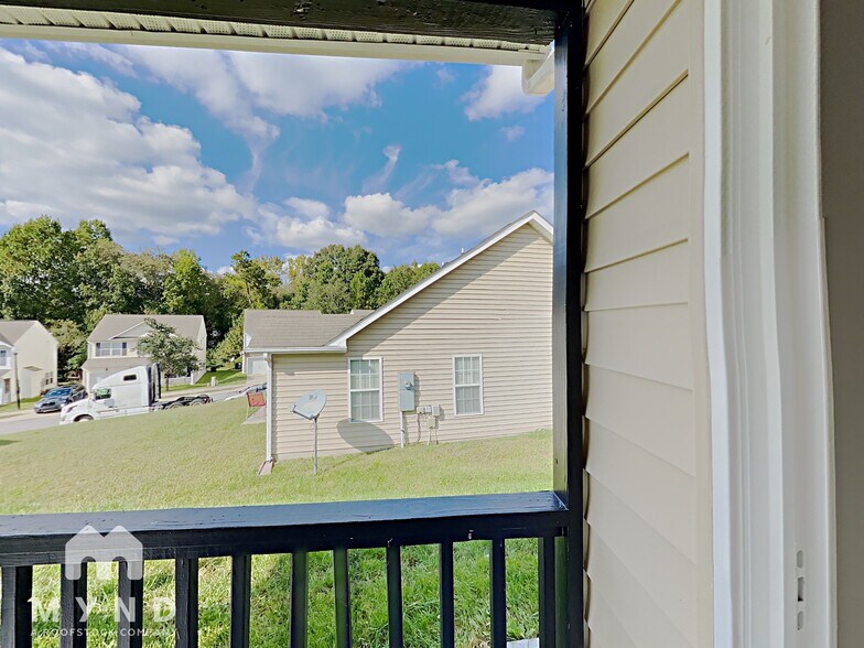 Building Photo - 1012 Tellis Dr