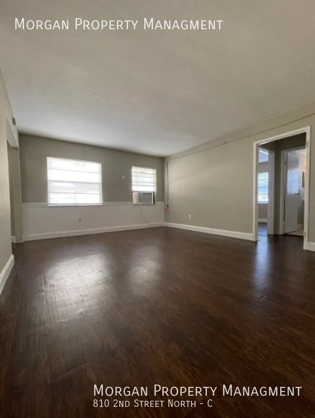 Building Photo - 810 2nd St N