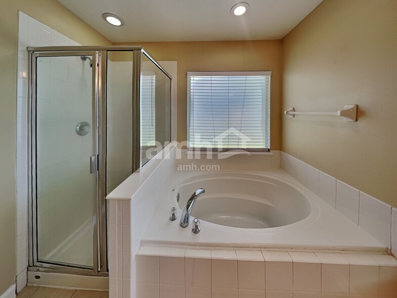 Building Photo - 2612 Ashfield Ct