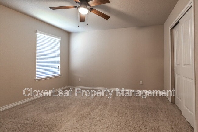 Building Photo - 1507 Mourning Dove