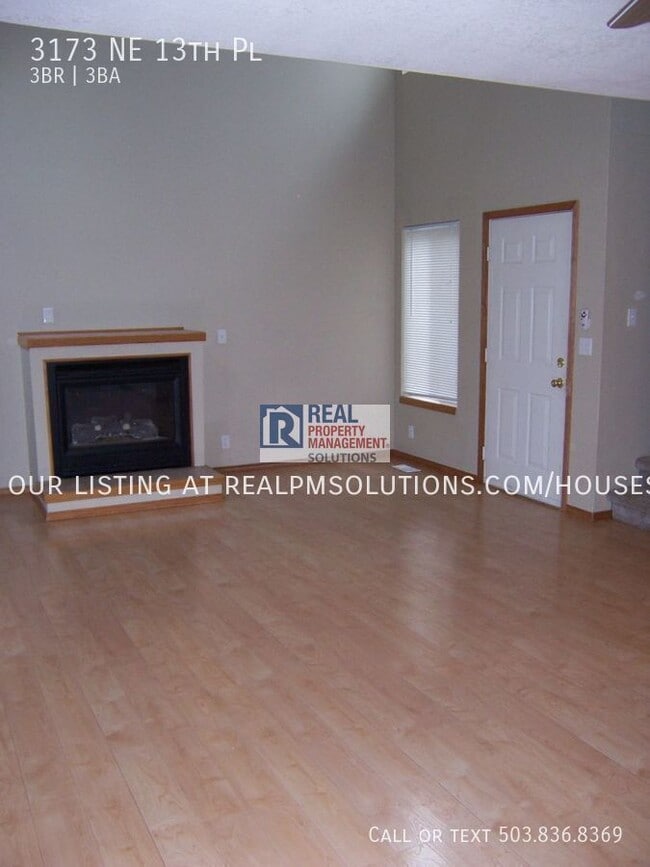 Building Photo - 3173 NE 13th Pl