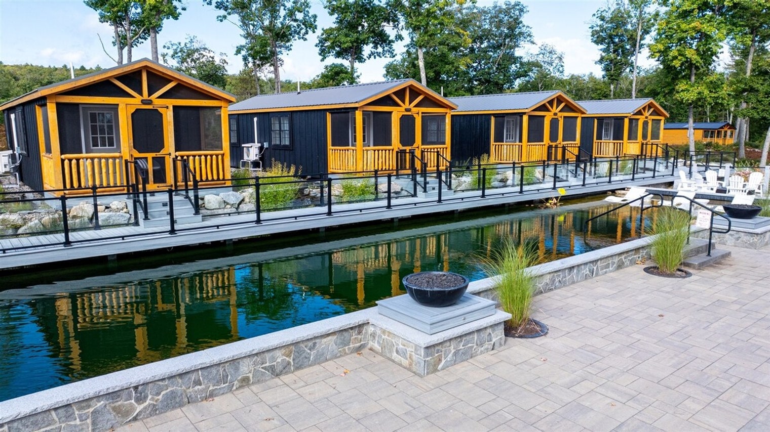 Building Photo - 13 Autumn Ln