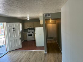 Building Photo - New Cut Apartments