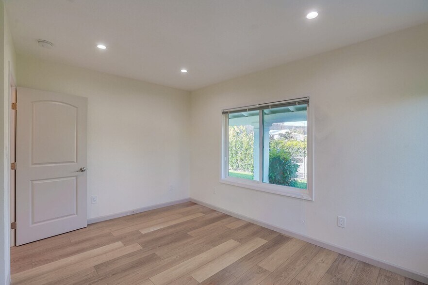 Building Photo - 4725 Sawtelle Blvd