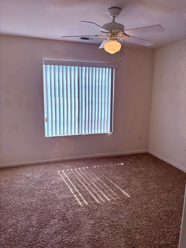 Building Photo - 12810 Marradi Ave