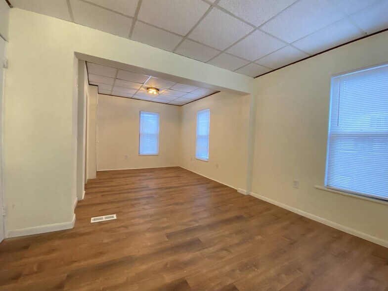 Building Photo - 45 Cleveland Ave