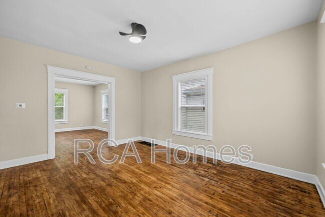 Building Photo - 3227 Guilford Ave