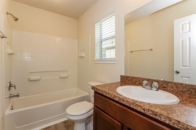 Building Photo - 5563 Amelia Plantation Dr