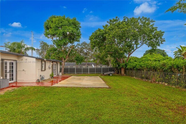 Building Photo - 8645 SW 128th St