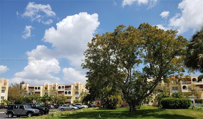 Building Photo - 7701 Camino Real