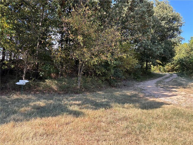 Building Photo - 15262 Shipe Rd