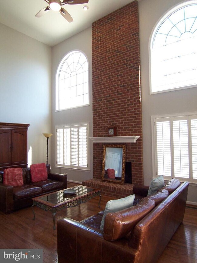 Building Photo - 12271 Harbor Town Cir