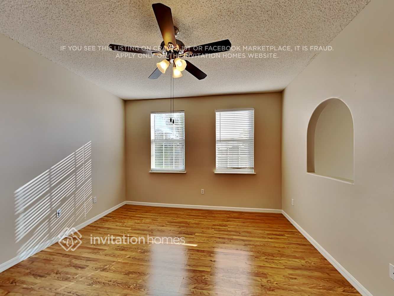 Building Photo - 31602 Loch Aline Dr