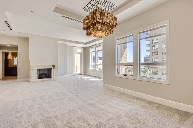 Building Photo - 5455 Landmark Pl