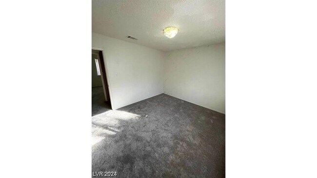 Building Photo - 3955 Ventura Way