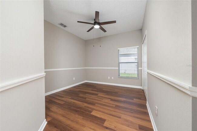 Building Photo - 9724 Myrtle Creek Ln