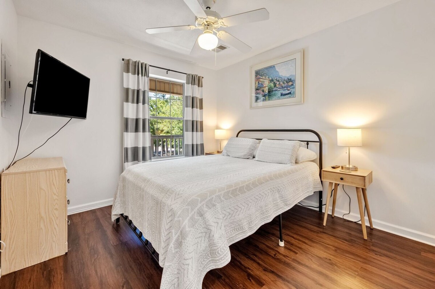 Building Photo - 598 Blue Stem Dr