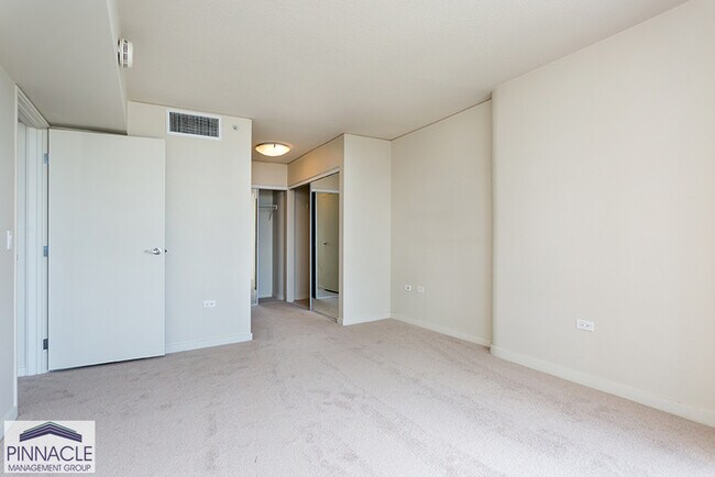 Building Photo - 1288 Kapiolani Blvd