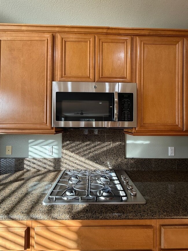 Building Photo - Beautiful Large Two Story Home is Centrall...