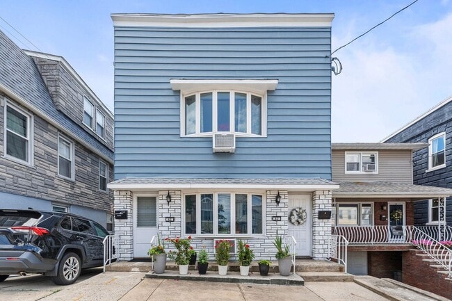 Primary Photo - 62 Wilson Ave