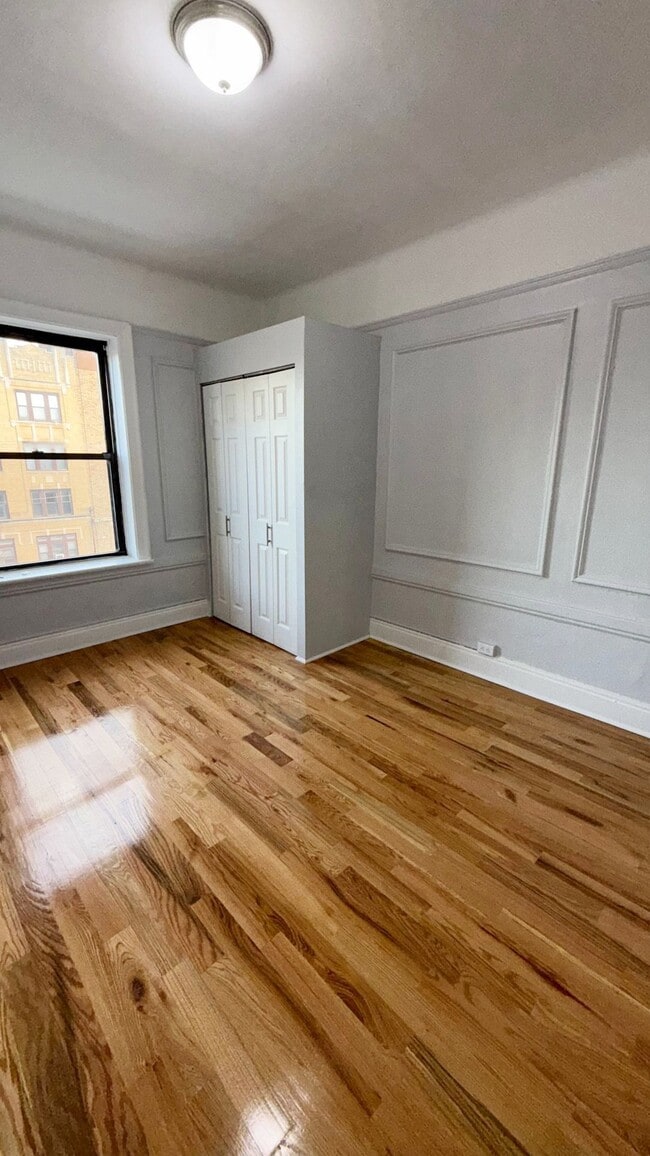 Building Photo - 2685 - Highland Arms Apartments