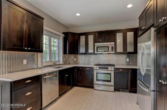 Building Photo - 1-3 Church St