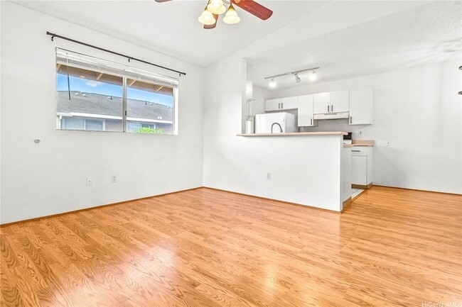 Building Photo - 91-1037 Laulauna Street Unit 6