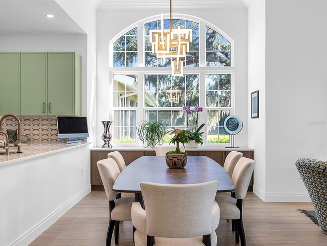 Building Photo - 4022 Penshurst Park